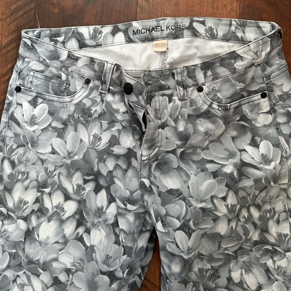 Michael Kors monochromatic floral jeans - Picture 2 of 2